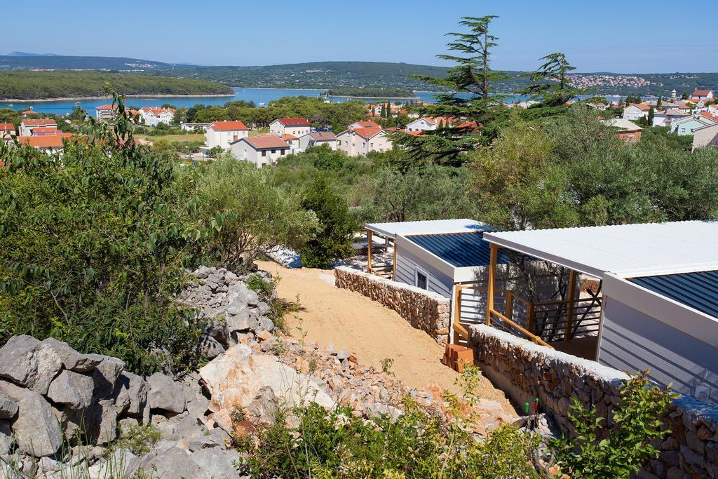 Mobile Homes And Apartments St,Denis Punat Exterior photo